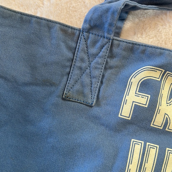 Juicy Couture Tote Bag - Picture 4 of 10